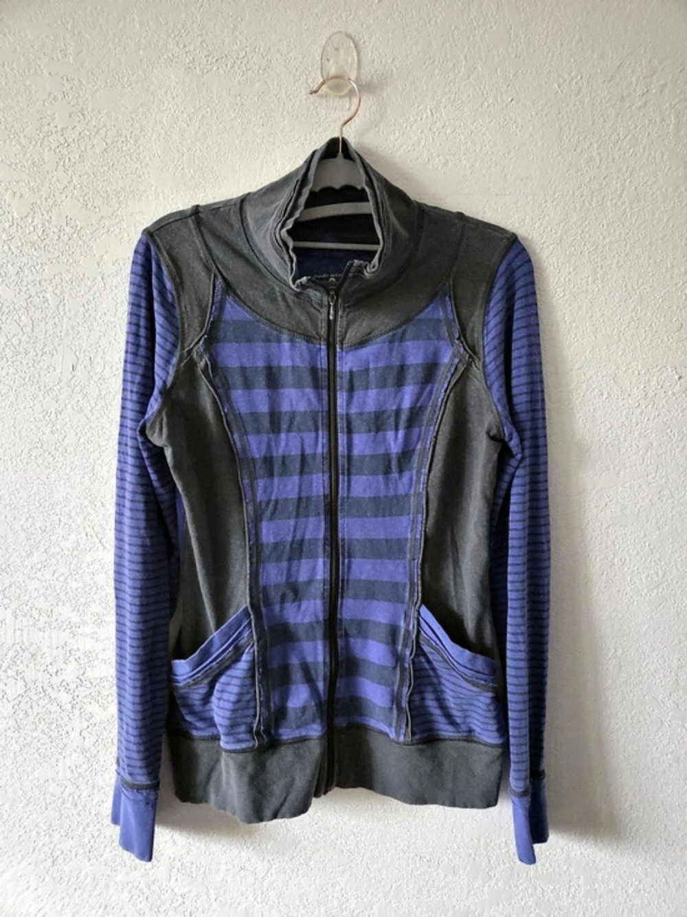 Prana Striped Blue & Gray Striped sweatshirt